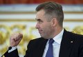 Уполномоченный при президенте РФ по правам ребенка Павел Астахов перед началом встречи президента РФ Владимира Путина с уполномоченными и представителями правозащитных организаций