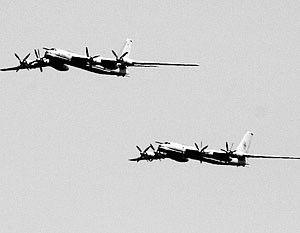 Российские бомбардировщики совершили 19-часовой перелет над Атлантикой